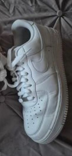 Nike Air Force 1 mens 10.5 - FREE POST