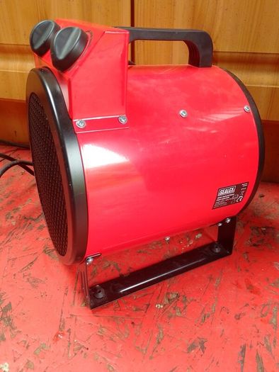 Sealey 2kw workshop heater