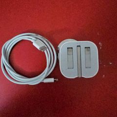 Apple 20 W original adapter with lightening cable