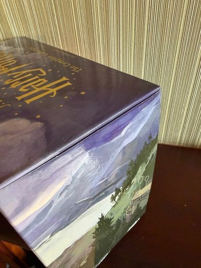 Harry Potter - The Complete Series Box Set. Paperbacks. Bloomsbury.