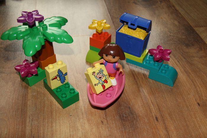 Duplo Lego Dora the explorer