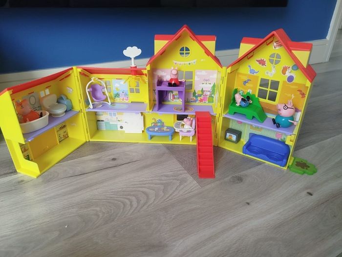 Peppa Pig House