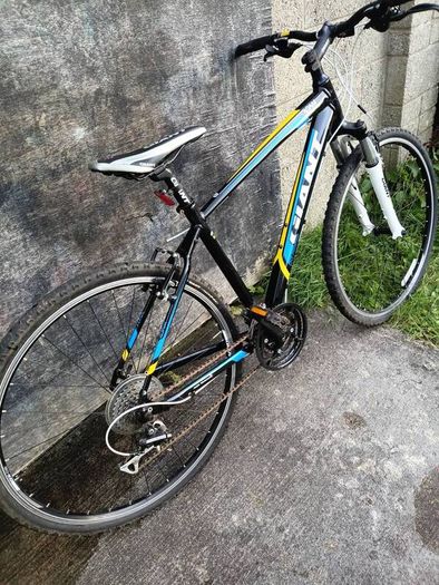giant  roam 3 mountain bike
