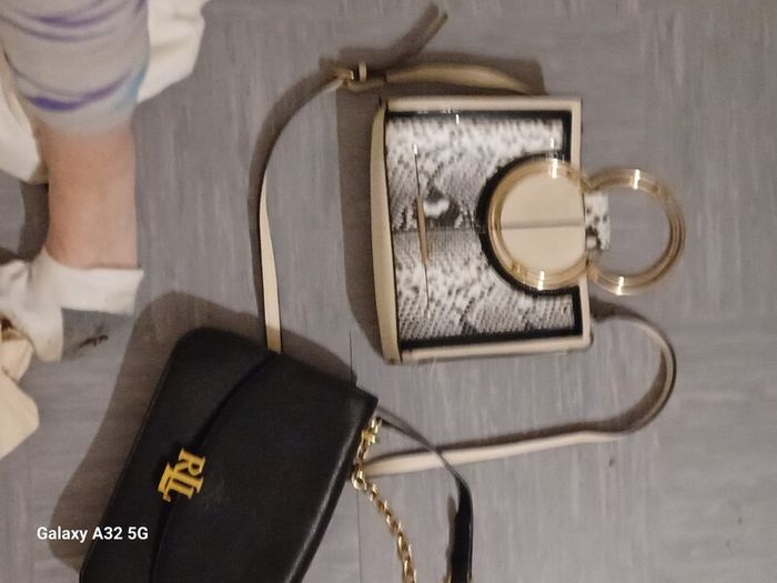 Women's handbags used 0