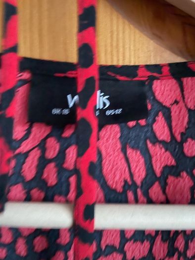 Wallis Blouse Size 16