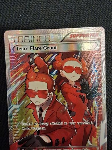 Pokemon Card : Team Flare Grunt