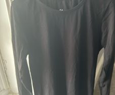 Black Long Sleeve Top / Size L
