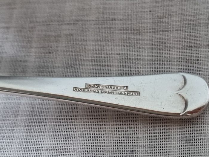 Viners Sheffield EPNS Soup Spoons x 3
