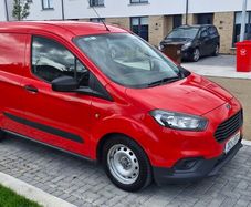 Ford Transit Courier