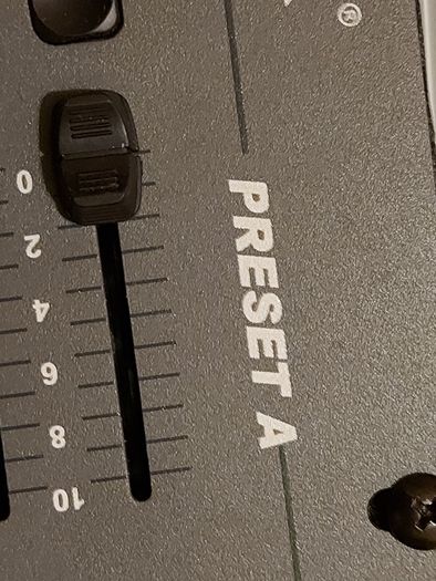 FLYHT PRO SCENE SETTER DC-1224 24 Channel DMX Console in excellent like new condition