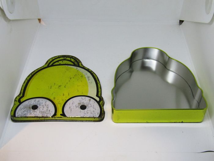 The Simpsons Homer Simpson yellow Fun Tin Case Empty Biscuit Tin 2003-04  Size 7 3/4" x 7 1/4" x 2"