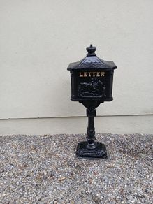 Cast aluminium post box