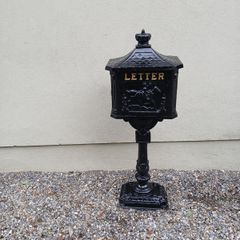 Cast aluminium post box