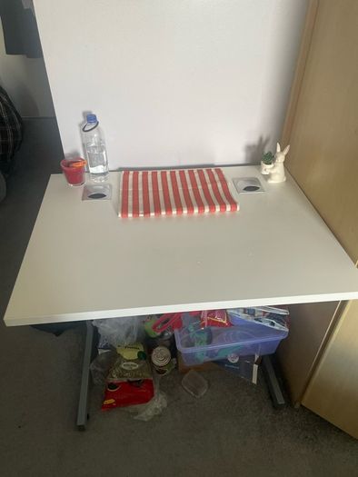 computer desk