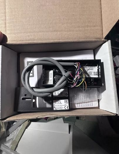 HID 900PT Mini mullion Card Reader