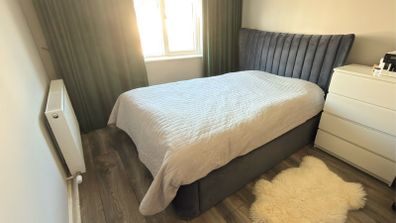 king size bed
