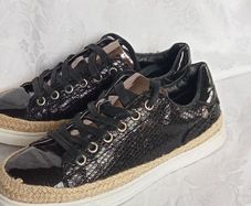 PRICE DROP, "XTI", Girls trainers, In perfect condition, Size 37