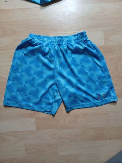 Under Armour T-shirt & Shorts Set ((Age 11-12yrs))
