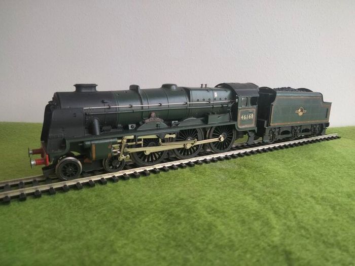 Airfix Steam Locomotive 46168