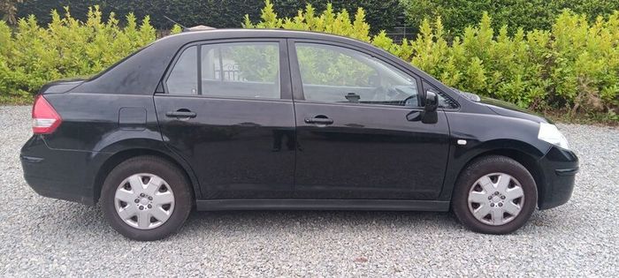 Nissan Tiida 2008