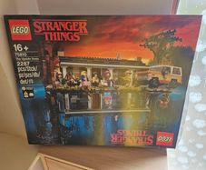 lego stranger things 75810 the upside down house