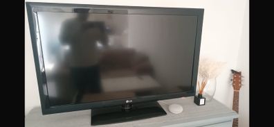 LG 42 Inch Full HD TV HDMI Working Perfectly