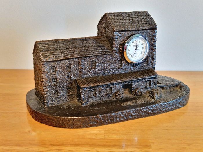 Rynhart Bronze Collectables Clock
