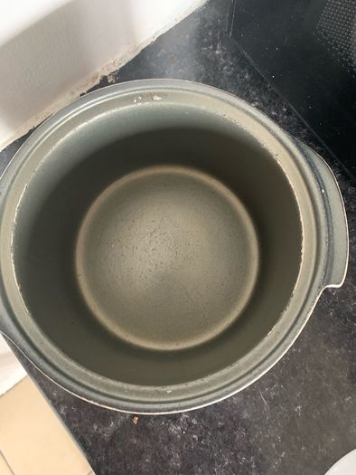 Faria And Bento Cooking pot