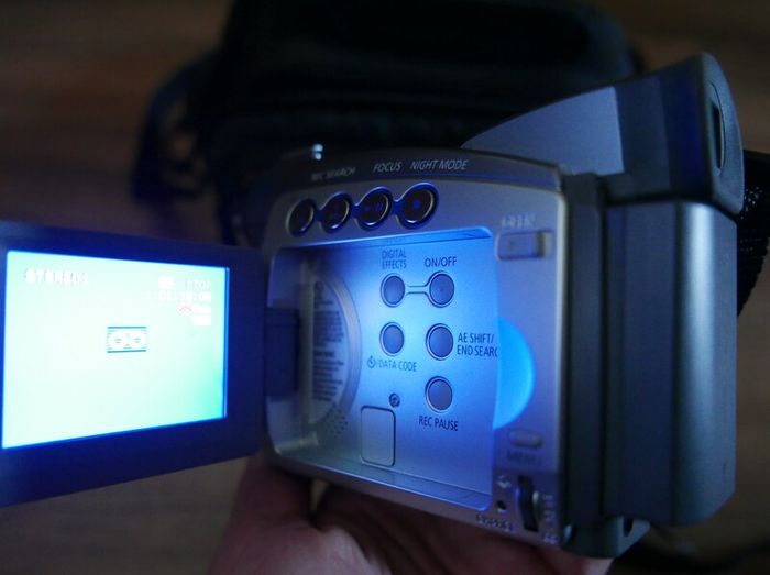 Canon ZR80 NTSC MiniDV Camcorder 18x Optical Zoom Video Transfer Tested works