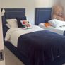 Single beds and headboards Image 3
