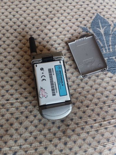 Motorola V3690