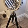 Tripod floor lamp Image 4