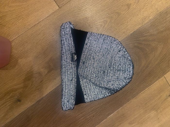 Trespass beanie