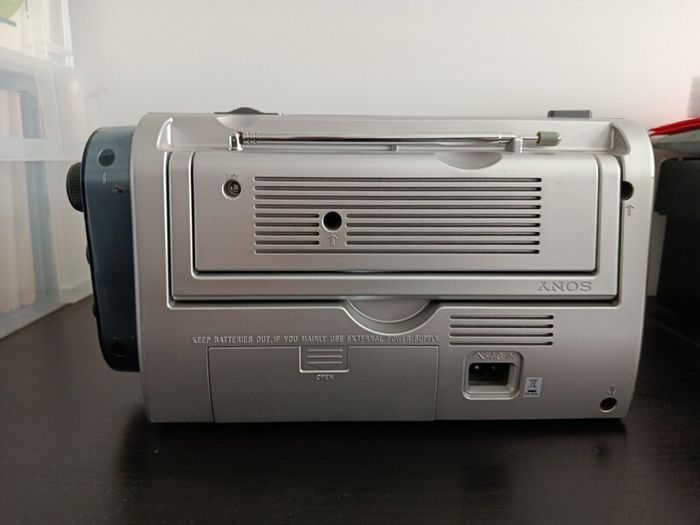 Sony ICF-704L Fm Radio