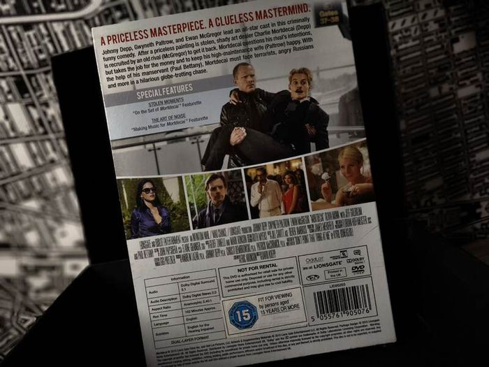 Mortdecai ! DVD ! with Slipcase ! Sealed ! 2015 ! Johnny Depp !