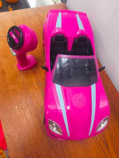 Barbie pink remote control car