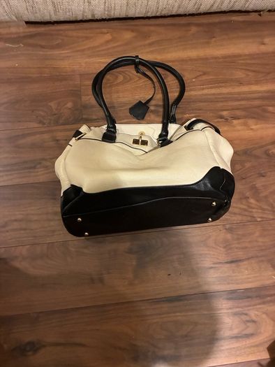 Several womens bags free for collection from Greystones