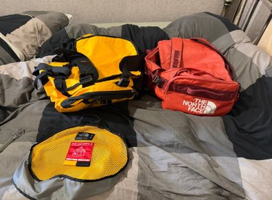 camp base the north face