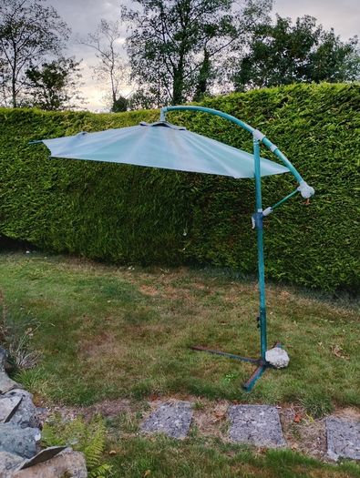Garden patio parasol