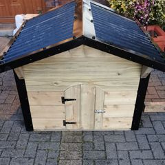 dog kennel