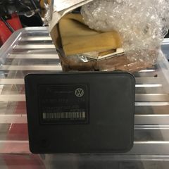 Vw Abs Ecu - 1c0 907 379k