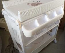 Babylo bath and baby changing table