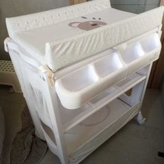 Babylo bath and baby changing table