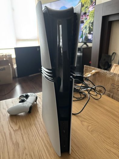PS5 PRO console and controller in mint condition