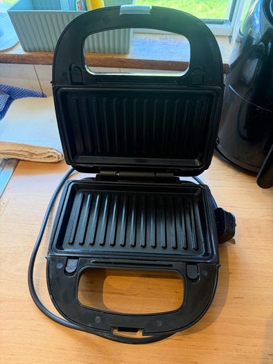 sandwich maker