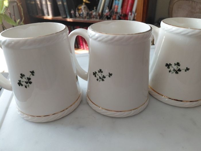 Vintage set of 3 ceramic tea mugs by Carrigaline pottery