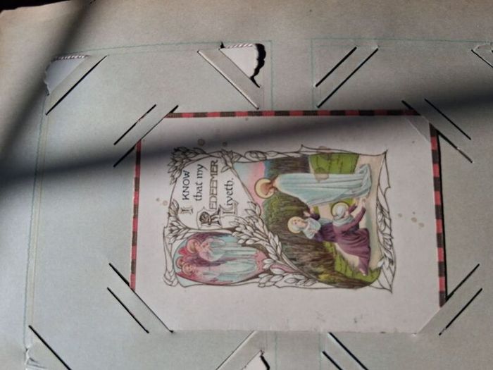 Mega Art Nouveau Postcard Album (197 Pieces)
