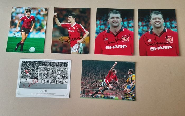 Manchester United autographs