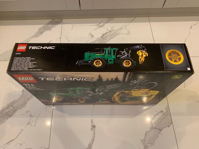 Lego Technic 42157 John Deere 948L-II Skidder