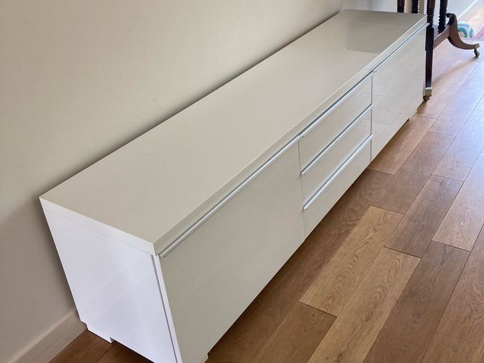 Ikea Tv Bench High Gloss White
